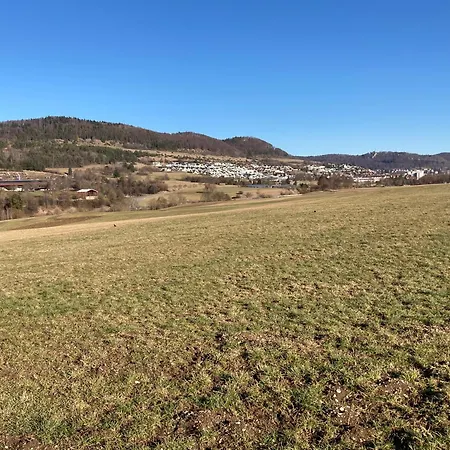 Atemberaubender Ausblick Mit Premium-Wanderwegen Vor Der Haustuer Apartment Albstadt Exterior photo
