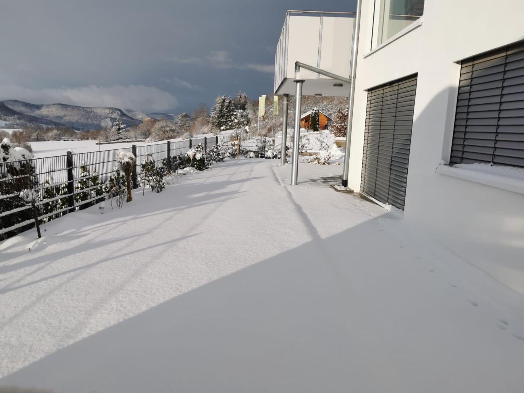 Atemberaubender Ausblick Mit Premium-wanderwegen Vor Der Haustuer *